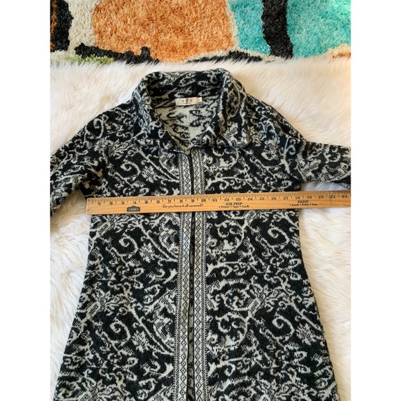 A.Ida italian wool Cardigan - Picture 7 of 9